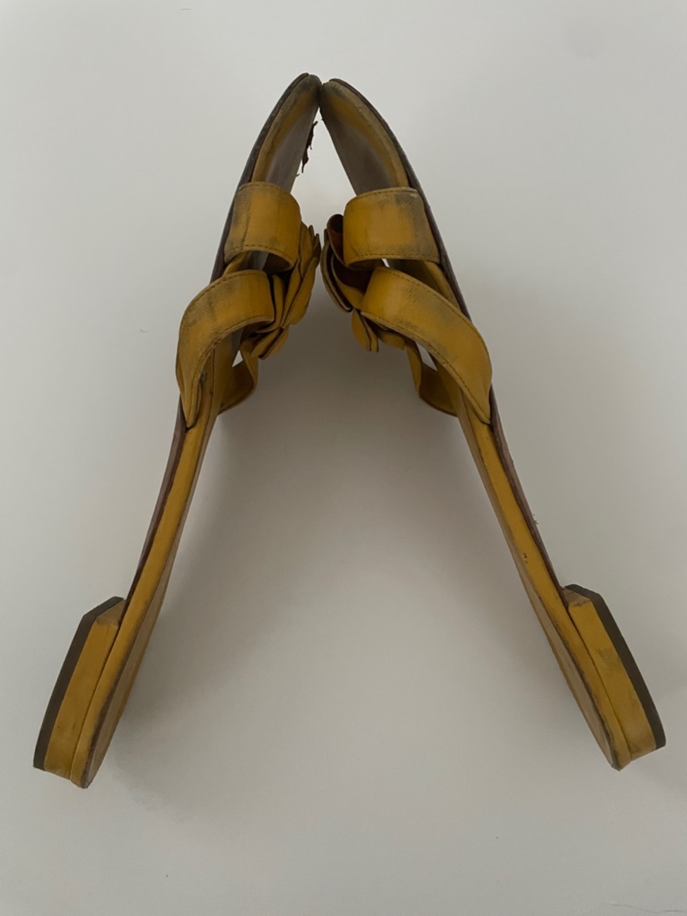 CHANEL Yellow Camellia Leather Slide Sandals - Picture 4 of 4